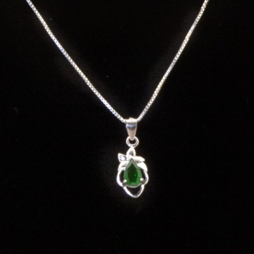 Natural Chrome Diopside 925 Sterling Silver Pendant, Faceted Green Gemstone